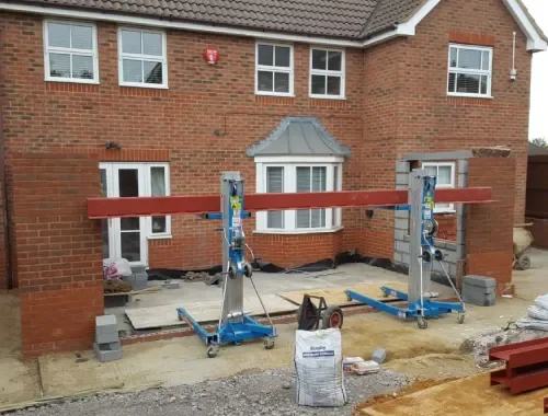 Steel beam installation forming an open-plan space